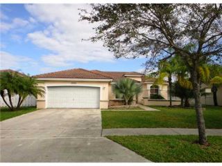 Foreclosed Home - 19383 NW 23RD ST, 33029