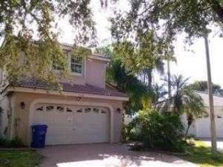 Foreclosed Home - 18386 NW 6TH ST, 33029