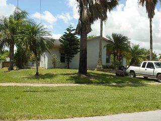 Foreclosed Home - 395 NW 4TH ST, 33030