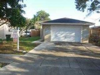 Foreclosed Home - 1031 Nw 9th Ct, 33030