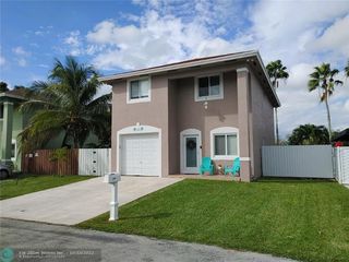 Foreclosed Home - 11867 SW 272ND TER, 33032