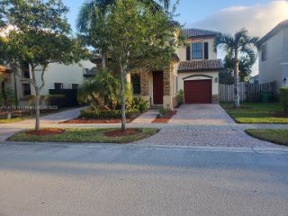 Foreclosed Home - 11242 SW 242ND ST, 33032