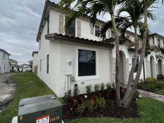 Foreclosed Home - 11859 SW 246TH TER, 33032