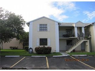 Foreclosed Home - 1100 CONSTITUTION DR APT G, 33034