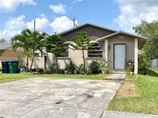 Foreclosed Home - 440 NW 14TH ST, 33034