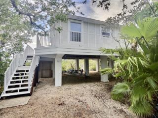 Foreclosed Home - 360 TROPICAL AVE, 33050