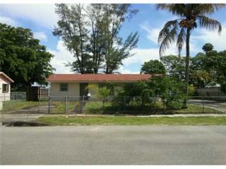 Foreclosed Home - 4001 NW 201ST ST, 33055
