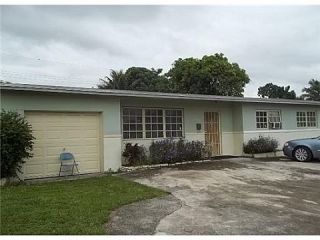 Foreclosed Home - 19231 NW 37TH CT, 33055