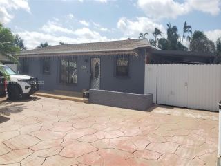 Foreclosed Home - 4430 NW 203RD TER, 33055