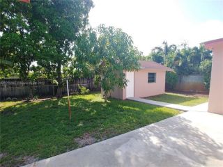 Foreclosed Home - 19610 NW 51ST AVE, 33055