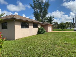 Foreclosed Home - 1725 Nw 179th Street, 33056