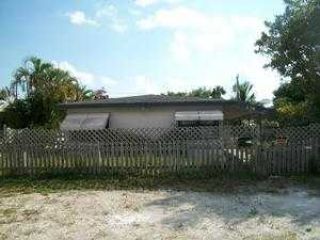 Foreclosed Home - 236 NE 23RD AVE, 33062