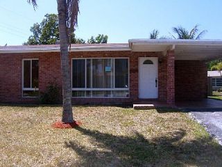 Foreclosed Home - 6102 NW 20TH ST, 33063