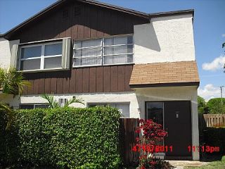 Foreclosed Home - 3200 NW 5TH TER APT 33, 33064
