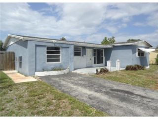 Foreclosed Home - 321 NW 37TH ST, 33064