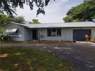 Foreclosed Home - 5101 NE 27TH AVE, 33064
