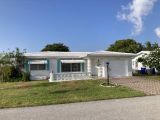 Foreclosed Home - 200 NW 25TH CT, 33064