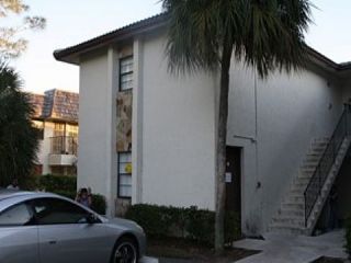 Foreclosed Home - 11258 ROYAL PALM BLVD, 33065