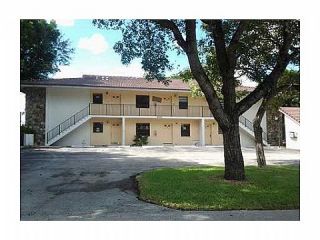 Foreclosed Home - 8702 NW 38TH DR, 33065
