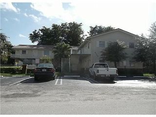 Foreclosed Home - 9200 NW 38TH DR APT 2, 33065