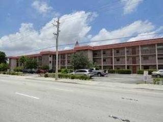 Foreclosed Home - 8605 W SAMPLE RD APT 209, 33065