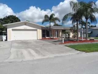 Foreclosed Home - 3951 Nw 4th Ct, 33066