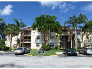 Foreclosed Home - 5801 RIVERSIDE DR APT 304, 33067