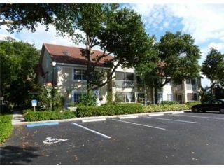 Foreclosed Home - 4640 W MCNAB RD APT C1, 33069