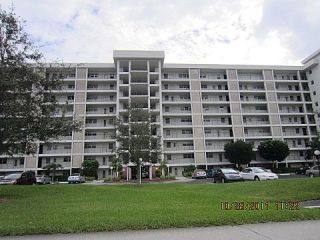 Foreclosed Home - 3250 N PALM AIRE DR APT 806, 33069