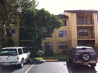 Foreclosed Home - 4501 W MCNAB RD APT 17, 33069