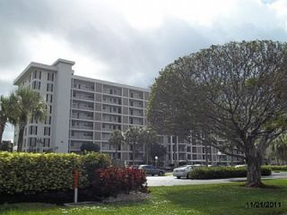 Foreclosed Home - 3150 N PALM AIRE DR APT 506, 33069