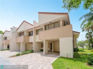 Foreclosed Home - 1692 CYPRESS POINTE DR, 33071