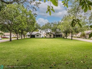 Foreclosed Home - List 100671453