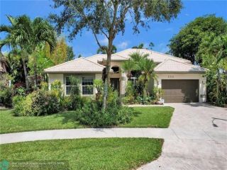 Foreclosed Home - 5351 NW 44TH AVE, 33073