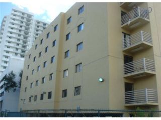 Foreclosed Home - 1498 NW 15TH ST APT 402, 33125
