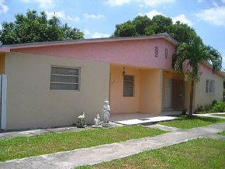 Foreclosed Home - 3062 NW 13TH ST # 3062, 33125