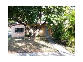 Foreclosed Home - 1031 Nw 19th Ct, 33125