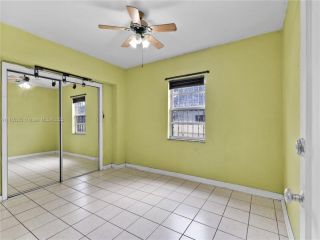 Foreclosed Home - 1041 NW 32ND PL, 33125