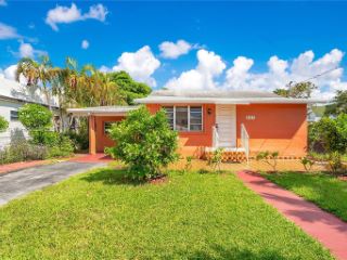 Foreclosed Home - 2119 NW FLAGLER TER, 33125