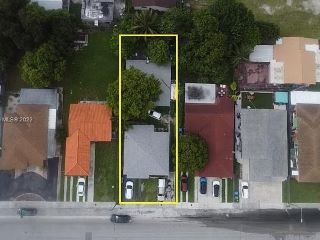Foreclosed Home - 1735 NW 5TH ST, 33125