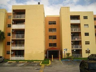 Foreclosed Home - 8075 NW 7TH ST APT 517, 33126