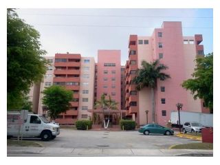 Foreclosed Home - 5050 NW 7TH ST APT 410, 33126