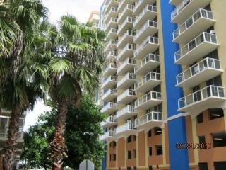Foreclosed Home - 5085 NW 7TH ST APT 811, 33126