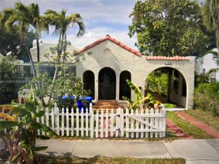 Foreclosed Home - 837 NW 46TH ST, 33127