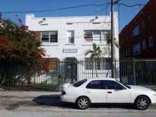 Foreclosed Home - 977 SW 5TH ST, 33130