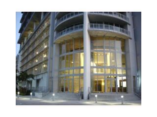 Foreclosed Home - 690 SW 1ST CT APT 1906, 33130