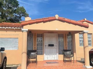 Foreclosed Home - 1027 SW 12TH AVE, 33130