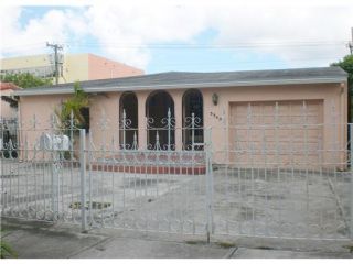 Foreclosed Home - 5560 SW 7TH ST, 33134