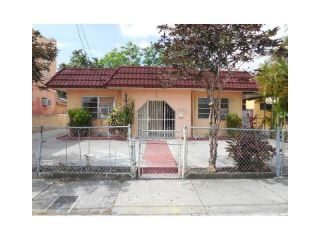 Foreclosed Home - 1818 SW 3RD ST, 33135