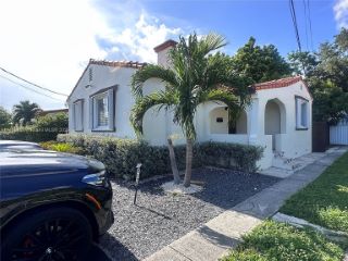 Foreclosed Home - 2775 SW 1ST ST, 33135